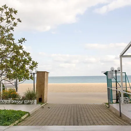 Daire Sunny In Berlin, Steps From The Beach! By Flat Mаnager *