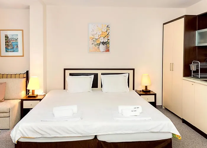 Sunny In Berlin, Steps From The Beach! By Flat Mаnager